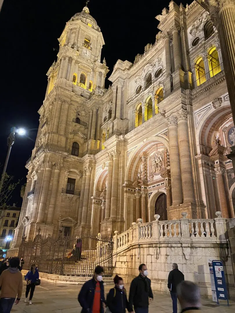 2 cathedrale malaga 810x1080