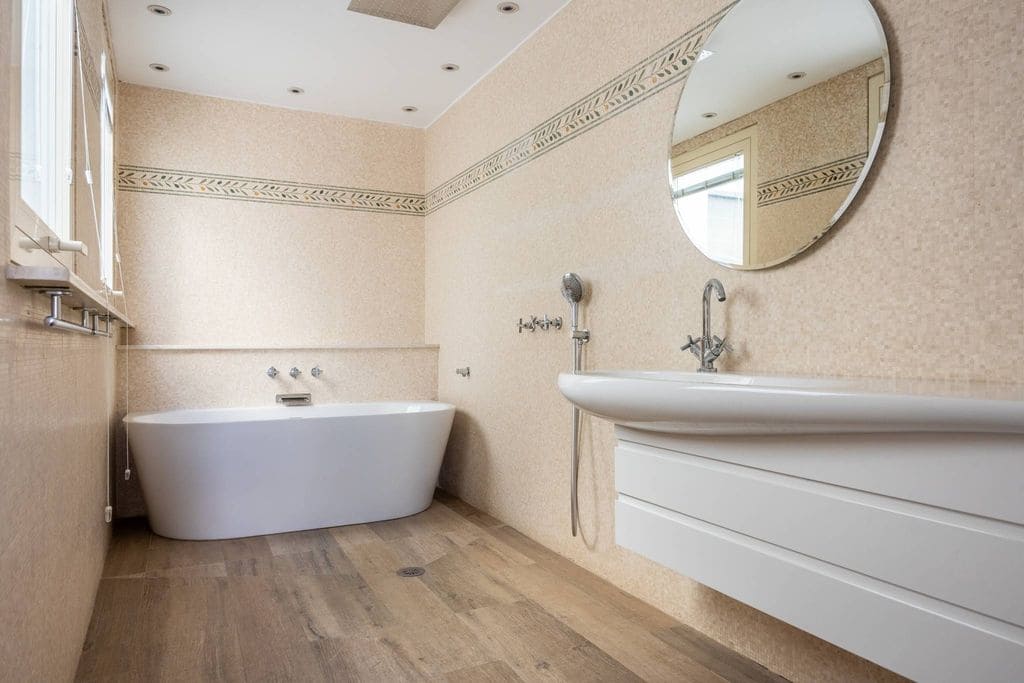 property 9f3ae212290ac194e194d3d9e77370c9 131491083