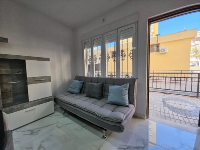 salon appartement rénové torremolinos centre