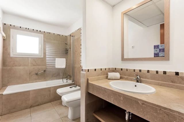 Salle de bain appartement manilva