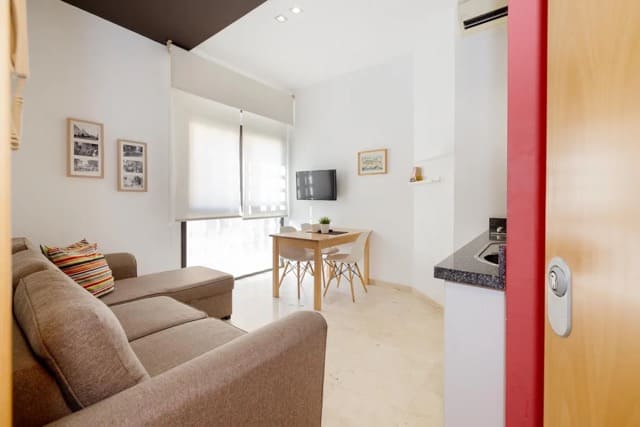 salon-appartement-perchel-norte-malaga