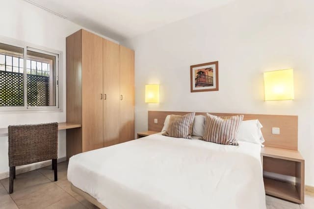 Chambre principale appartement manilva